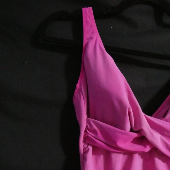 PROFILE By GOTTEX | size 12 | Pink One-Piece Swimsuit - Picture 3 of 16